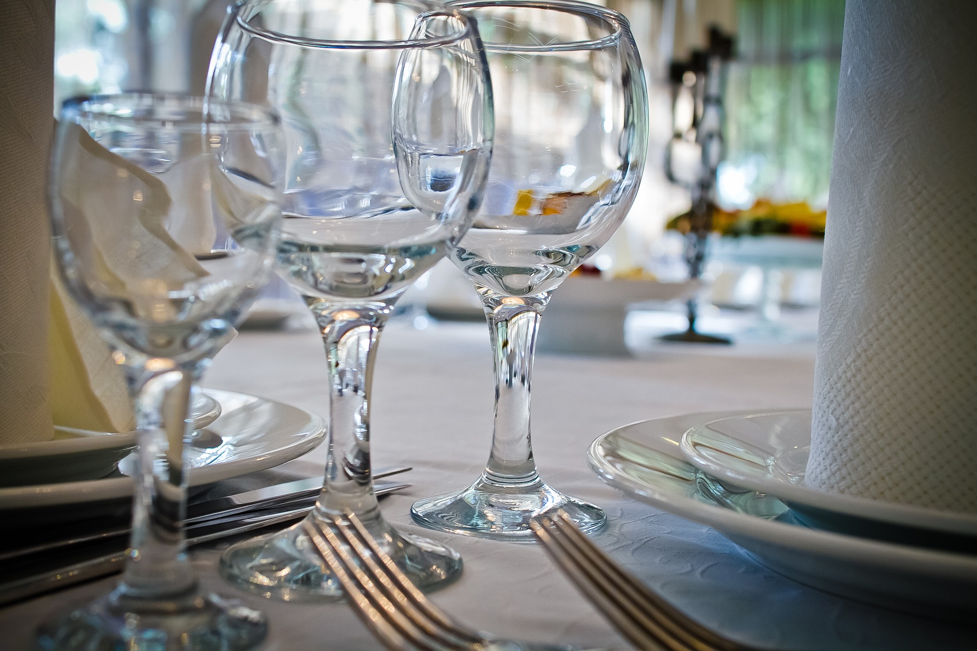 wine-glasses-2179955_1920